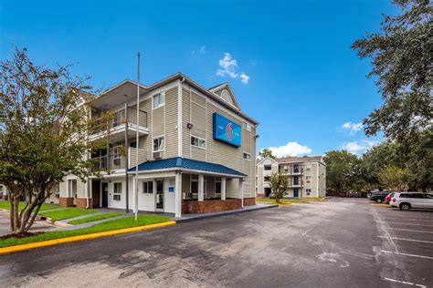 49 reviews. Motel Accessibility. Studio 6 Address. 3223 south loop west, Houston, TX, 77025. Reservations. (713) 664-6425. Studio 6 Houston, TX – Medical Center/NRG Stadium is conveniently located off Interstate 610. Nearby attractions are NRG Stadium, Houston Zoo, Wildcat Golf Club, and Minute Maid Park. 